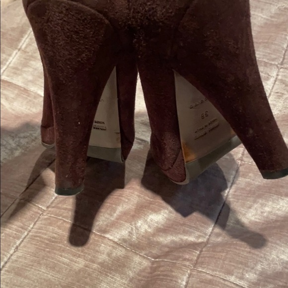 Miu MIU Brown Suede Platform Pumps - Picture 8 of 14